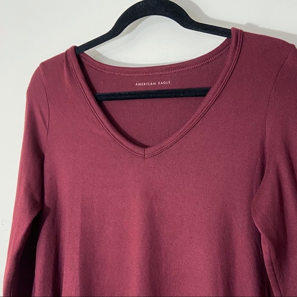 AE American Eagle V-Neck Sweater Long Sleeve Shirt Red Small - Picture 4 of 8